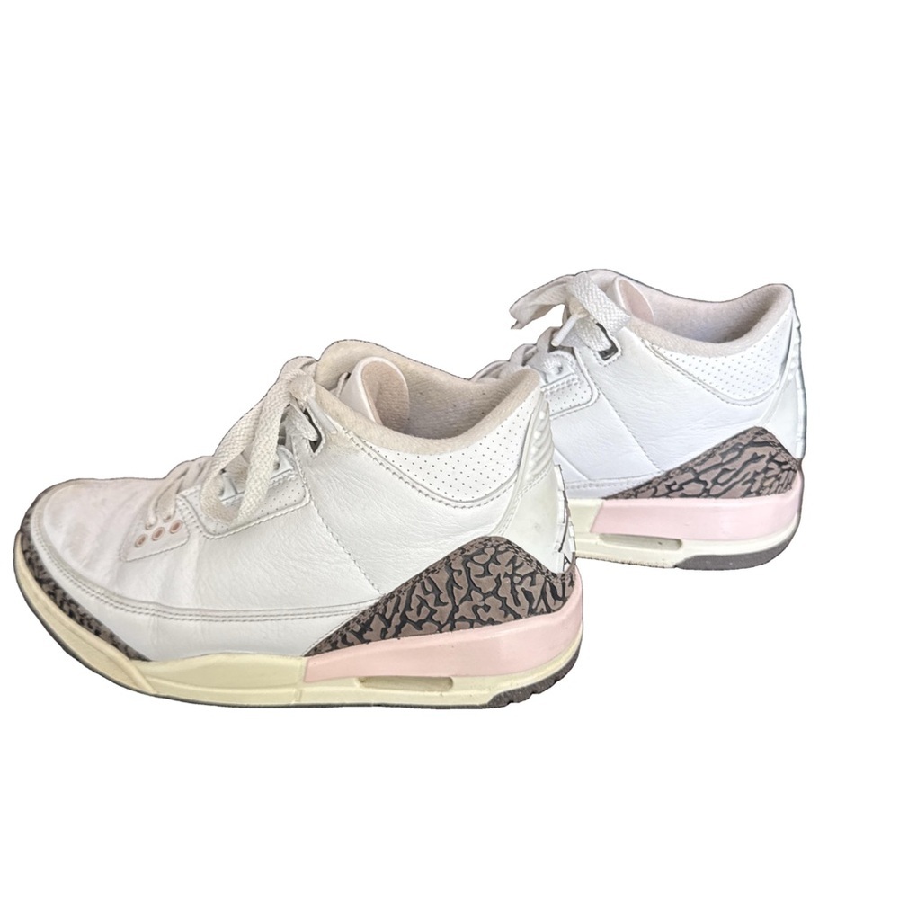 Nike Women's Air Jordan 3 "Dark Mocha" Mid-Top Sneakers. Size 6 - Picture 4 of 10